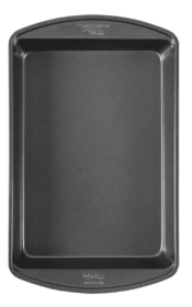 Wilton Perfect Results Non-Stick 13 x 9 Cake Pan